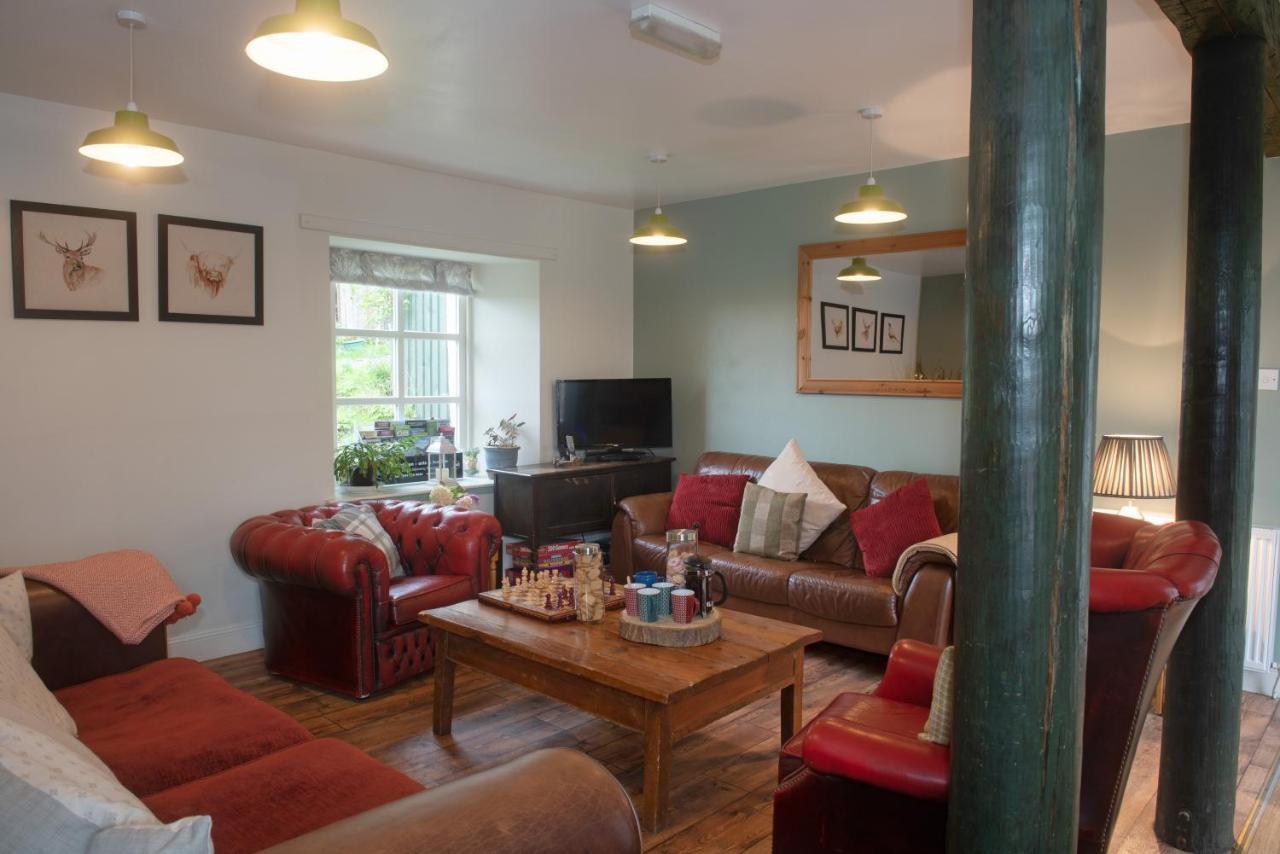 Comrie Croft Hostel Crieff Ngoại thất bức ảnh