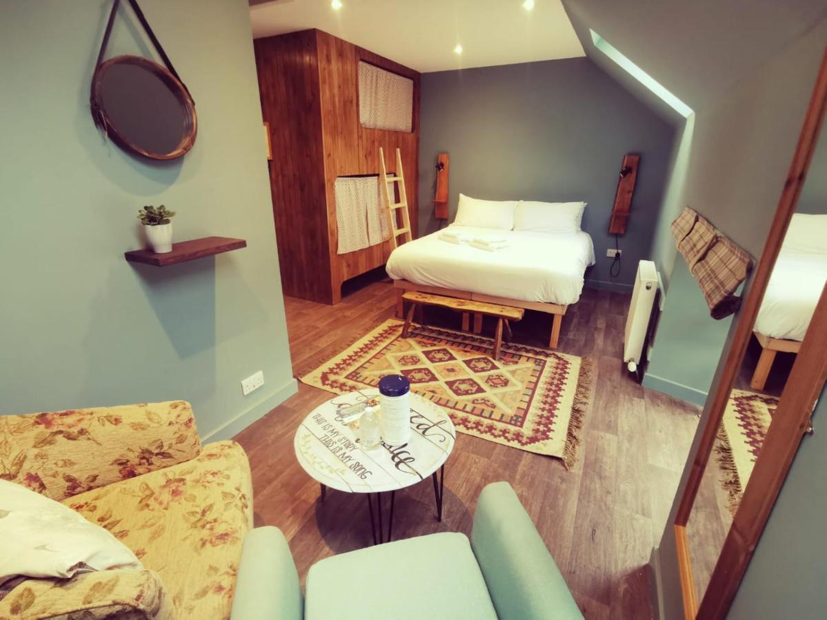 Comrie Croft Hostel Crieff Ngoại thất bức ảnh