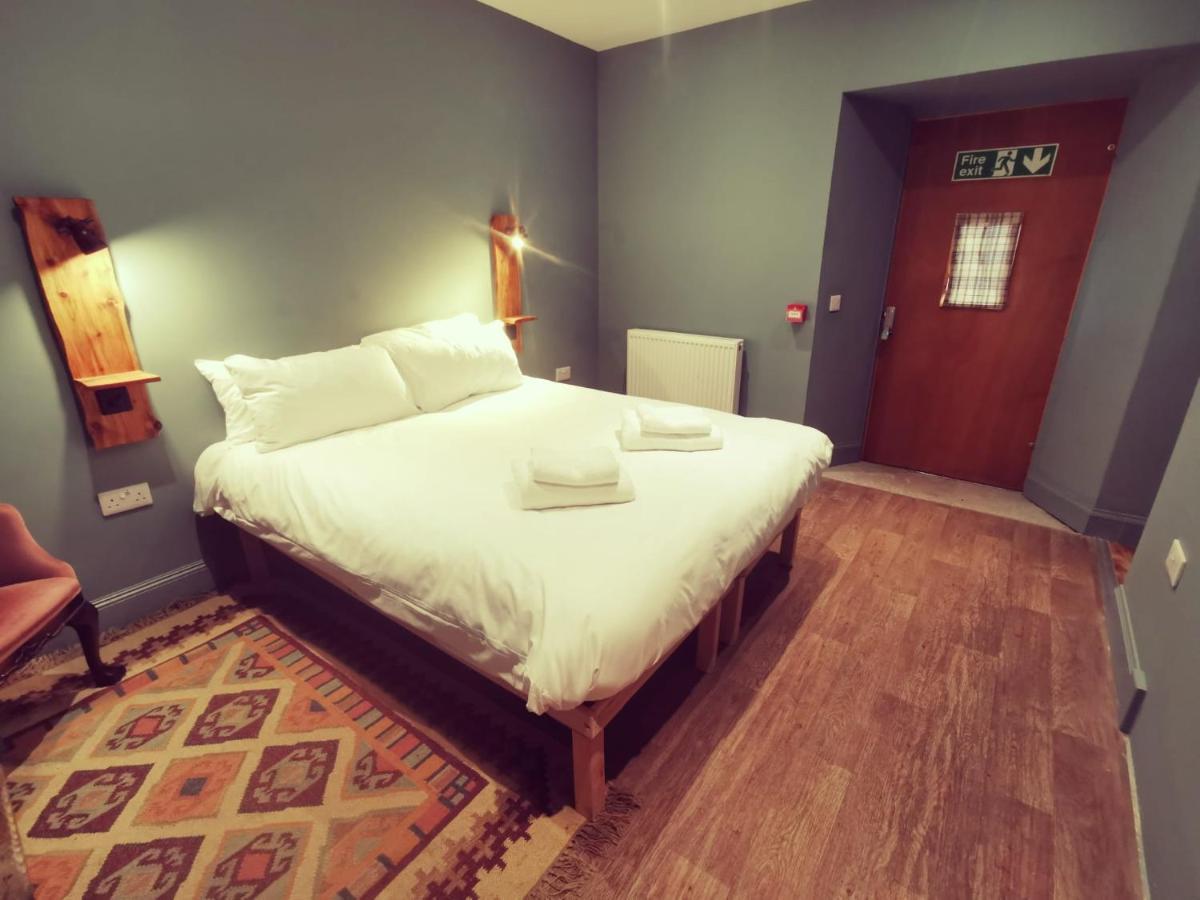 Comrie Croft Hostel Crieff Ngoại thất bức ảnh