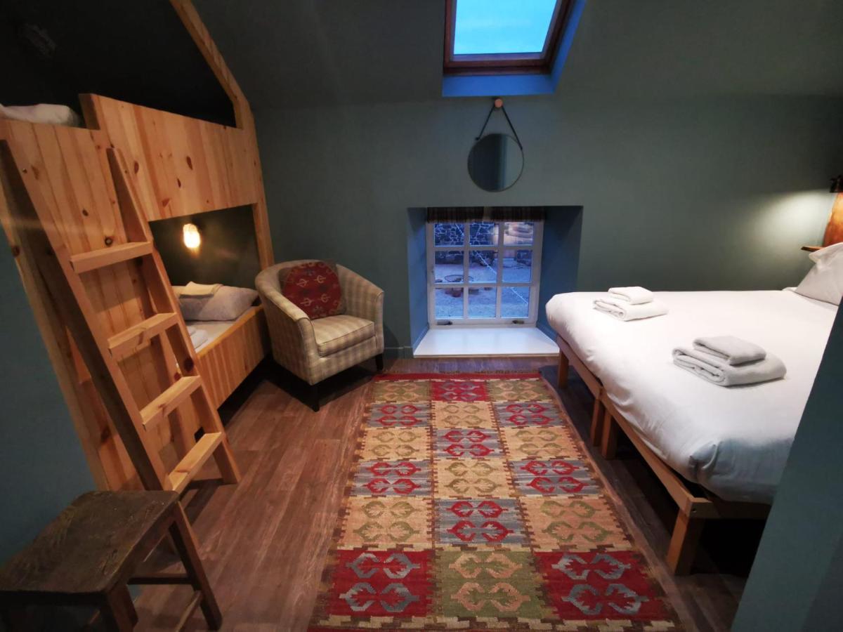 Comrie Croft Hostel Crieff Ngoại thất bức ảnh