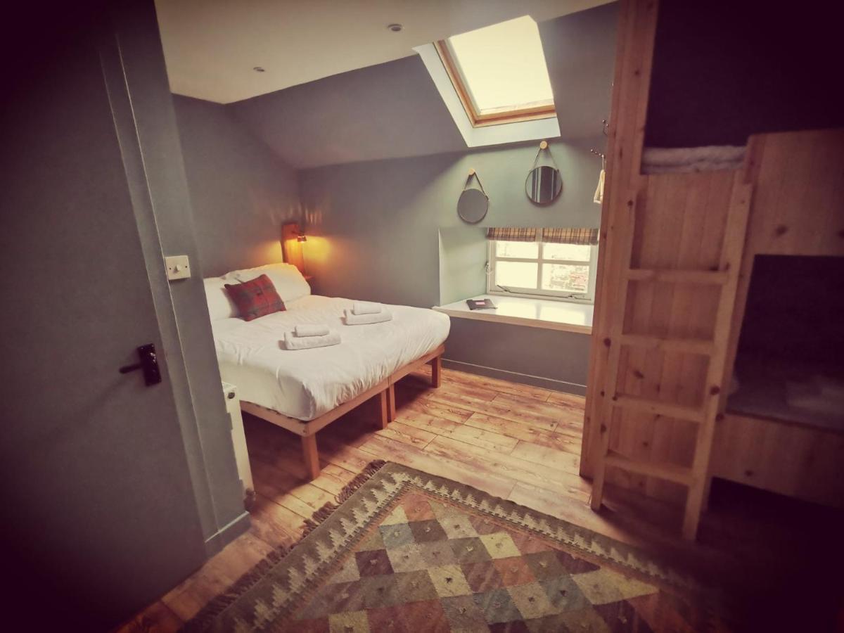 Comrie Croft Hostel Crieff Ngoại thất bức ảnh